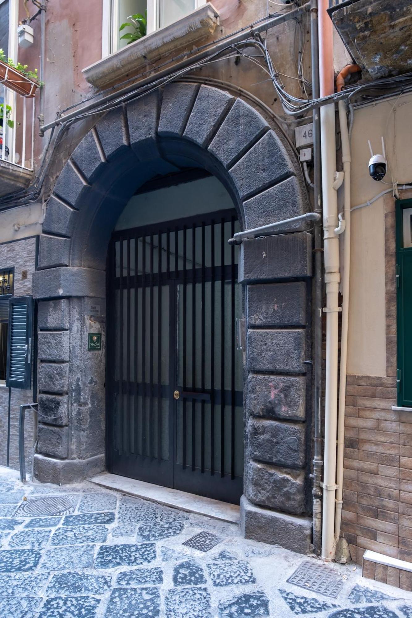 Апартаменты Colibri A Piazza Dante Неаполь Экстерьер фото